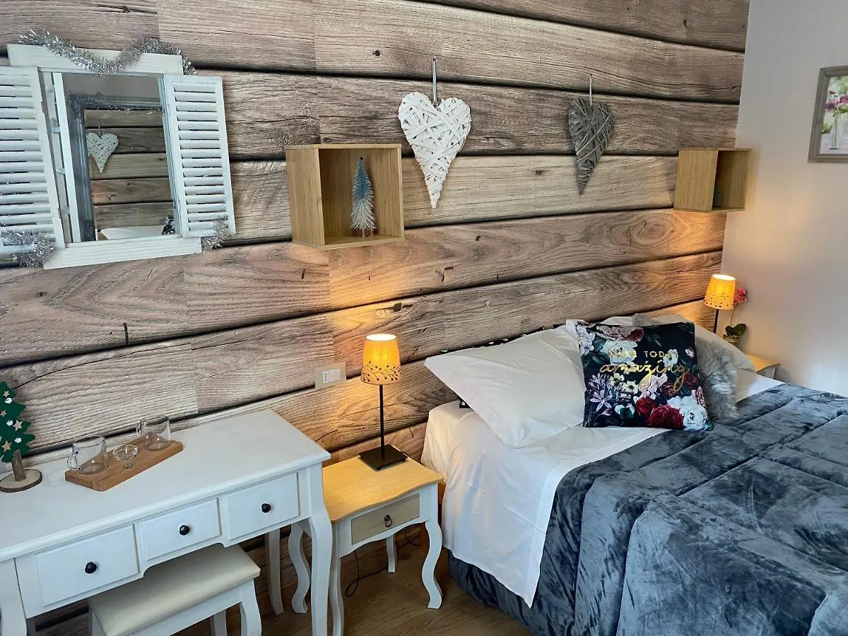 Bed & Breakfast La Casa Di Campagna Sul Garda Puegnago del Garda Italy