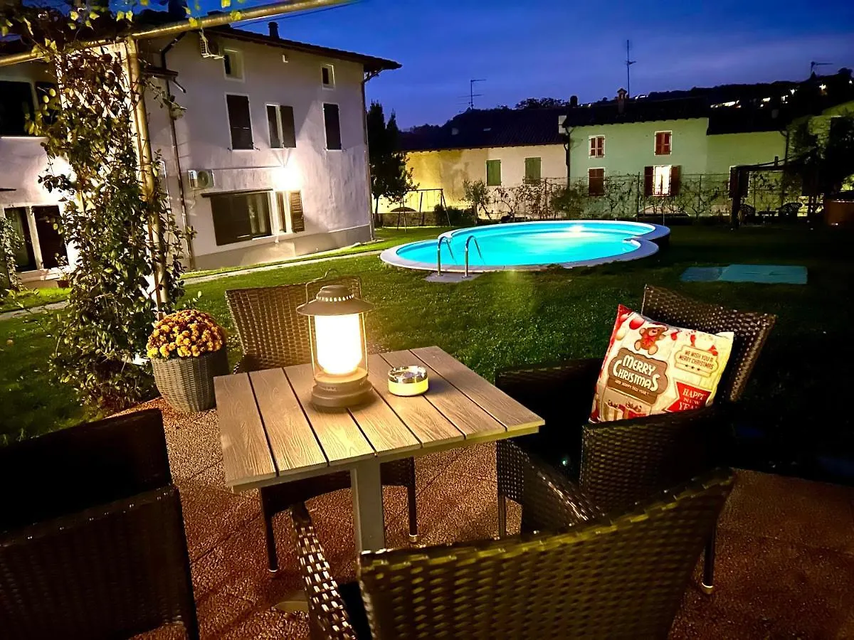La Casa Di Campagna Sul Garda Puegnago Italië
